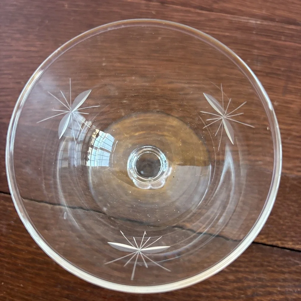 Vintage MCM Etched Starburst Cocktail Coupe Glass Clear Atomic Flower 4‎ inch